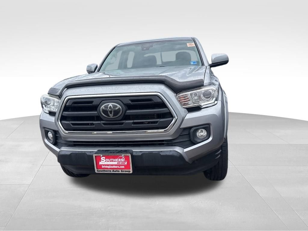 Used 2019 Toyota Tacoma SR5 image 2