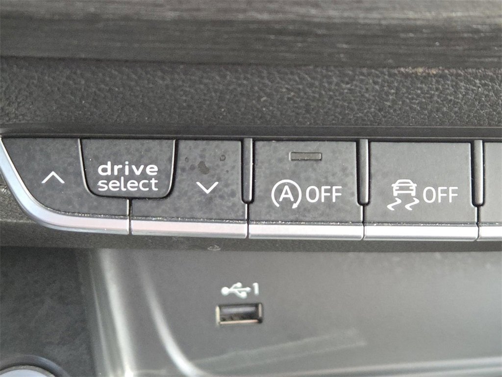 Used 2022 Audi A5 2.0T Premium image 6