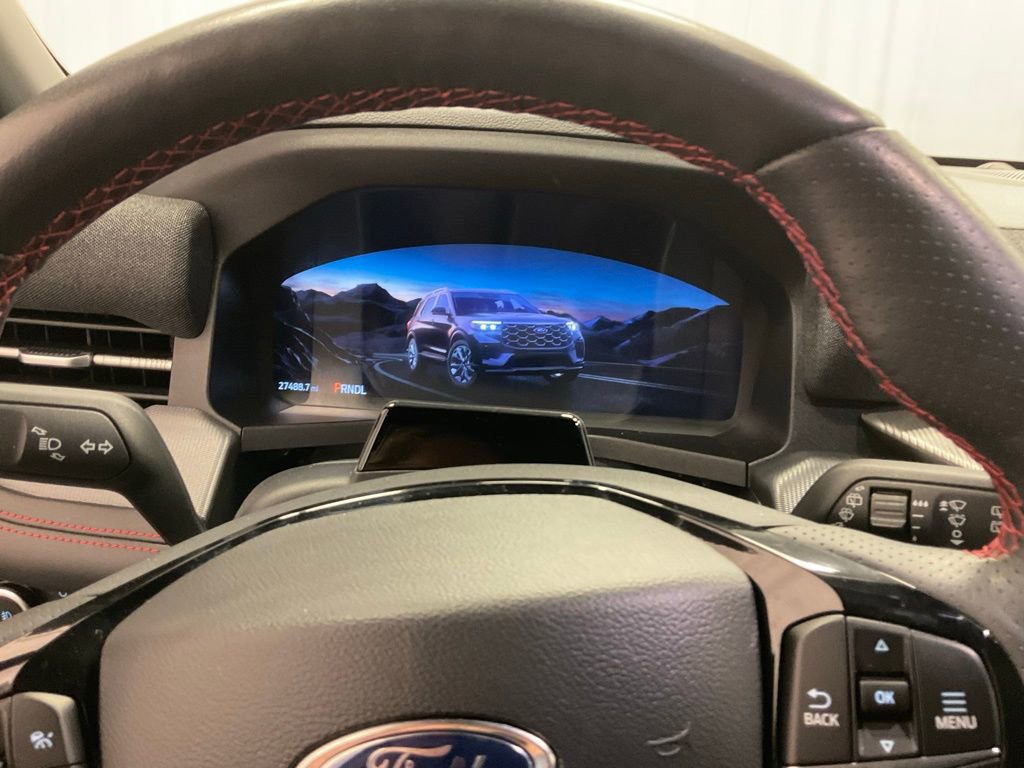 Used 2025 Ford Explorer ST-Line AWD/4WD image 15