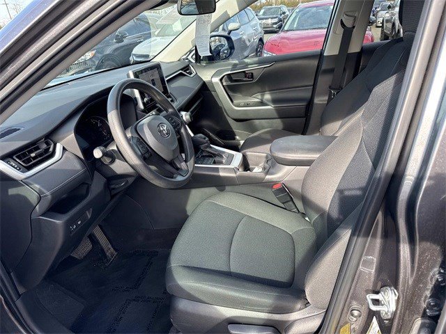 Used 2023 Toyota RAV4 LE image 14