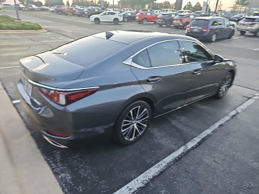 Used 2022 Lexus ES 350 w/ Premium Package FWD image 3