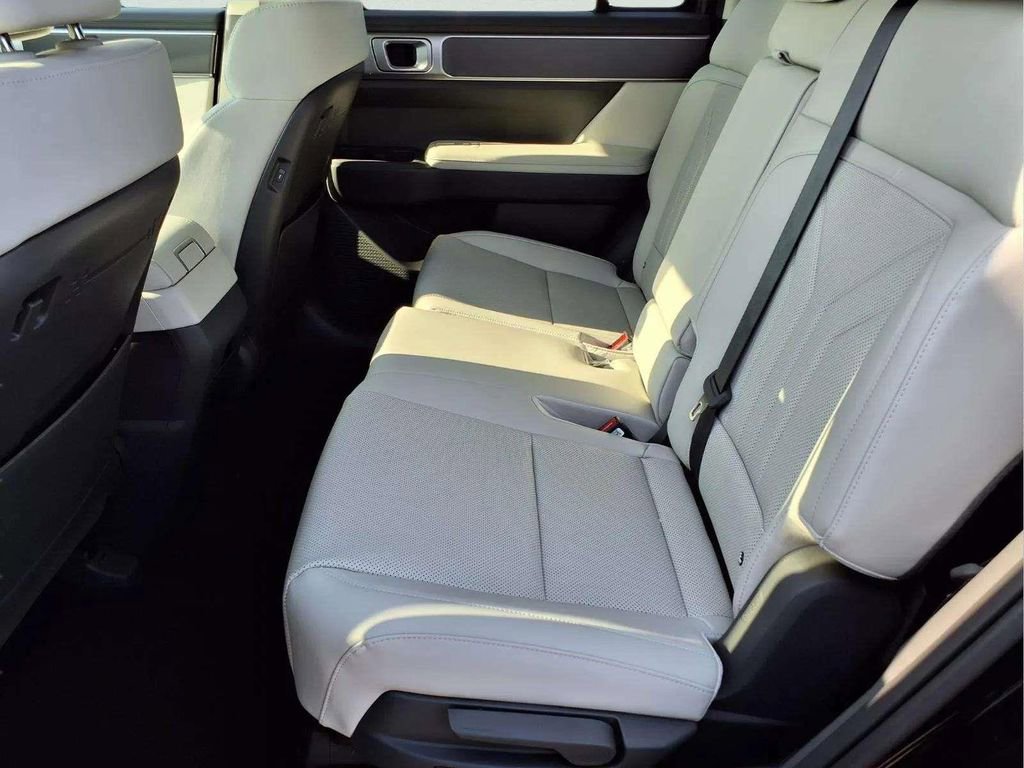 New 2026 Hyundai Santa Fe SEL image 7
