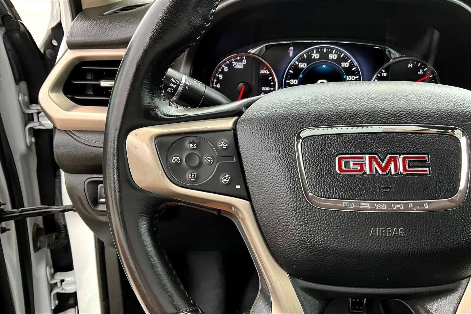 Used 2019 GMC Acadia Denali FWD image 23