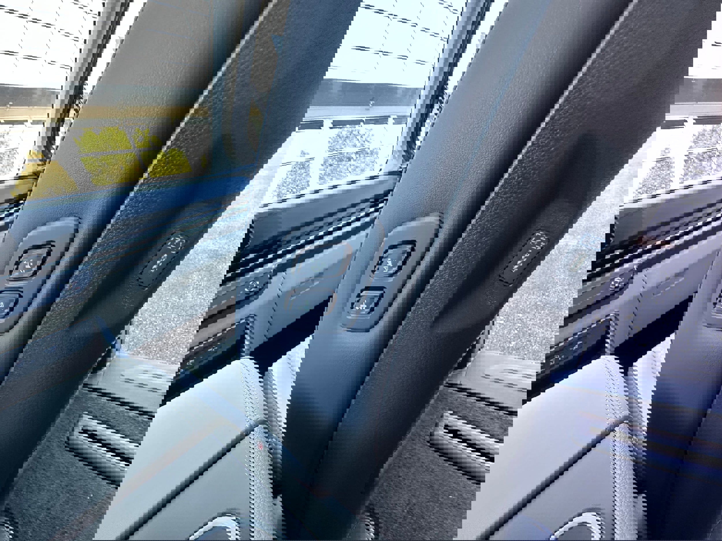 New 2026 Kia Carnival SX image 24