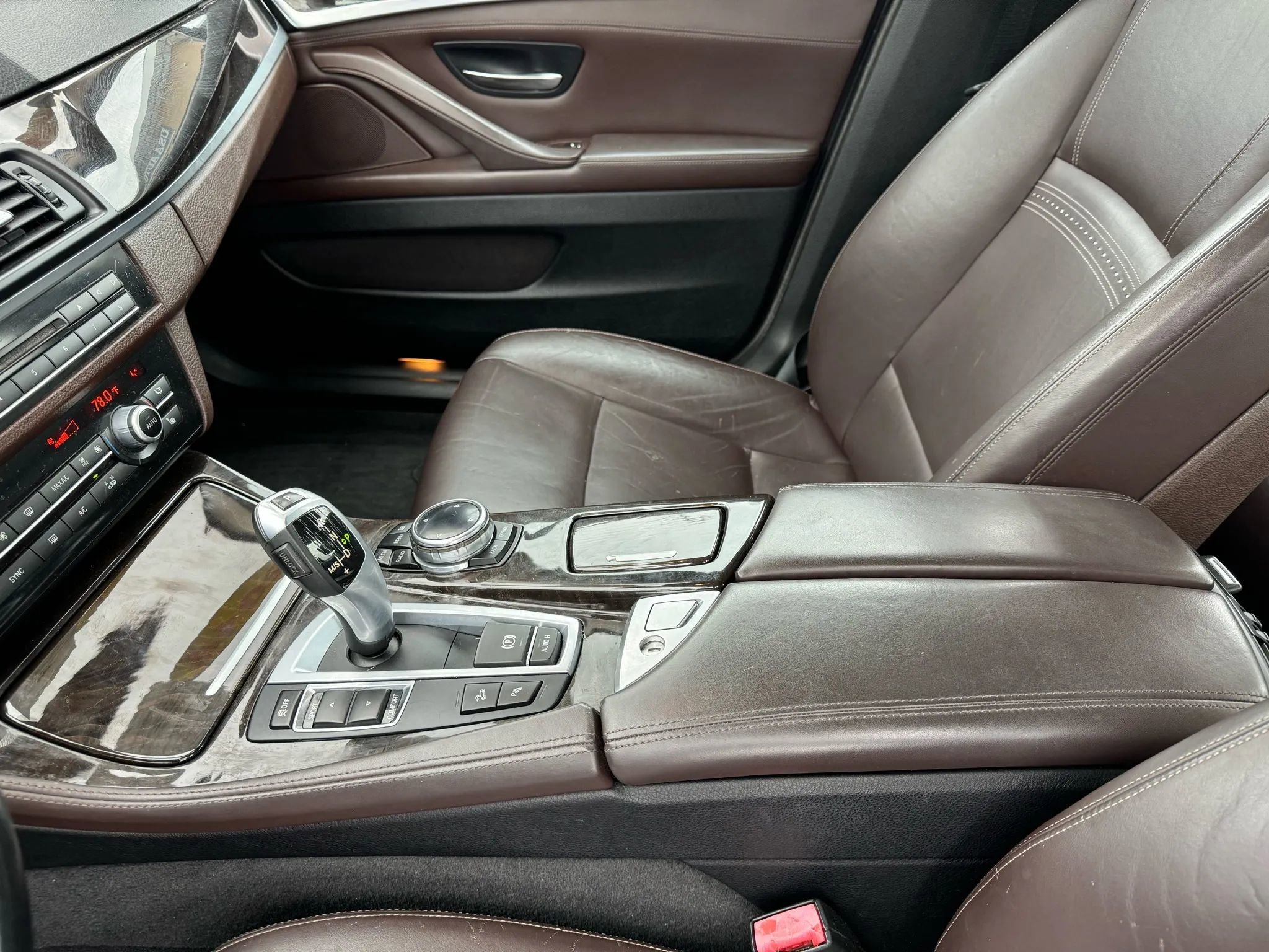 Used 2014 BMW 528i xDrive Sedan image 14