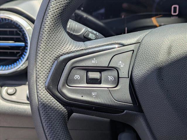 Used 2026 Chevrolet Trax LT FWD image 11