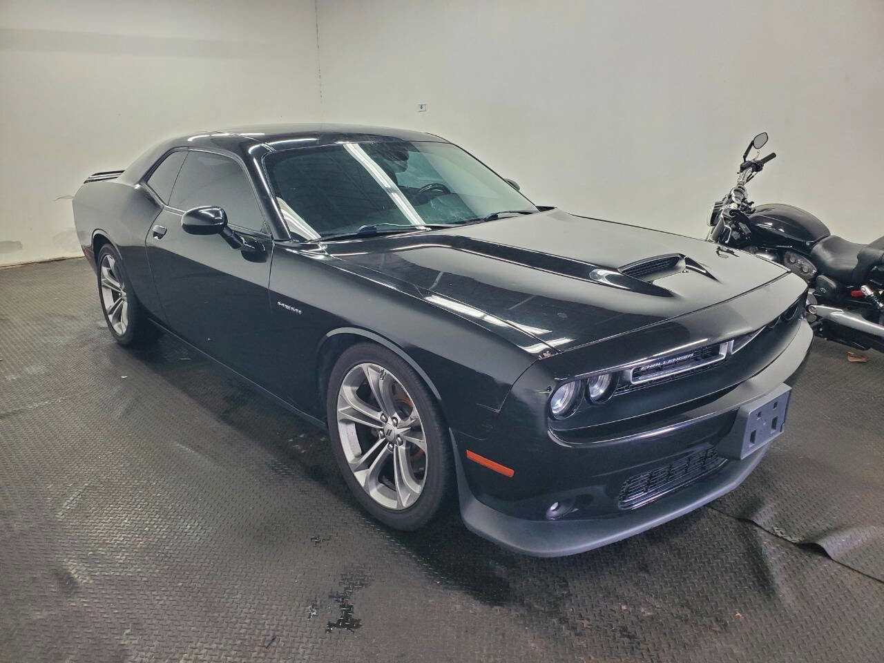 Used 2020 Dodge Challenger R/T image 3