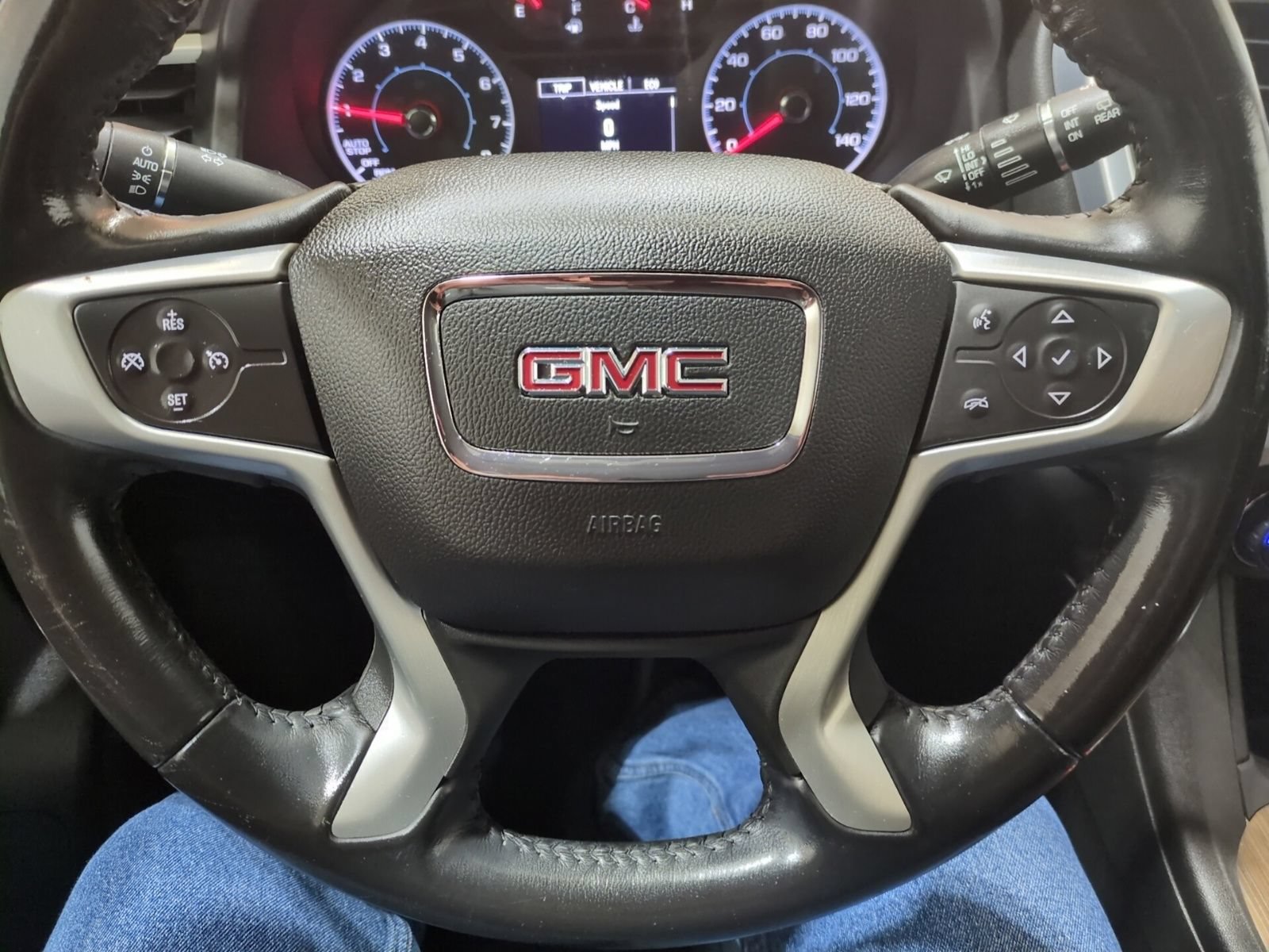 Used 2018 GMC Acadia SLE FWD image 20