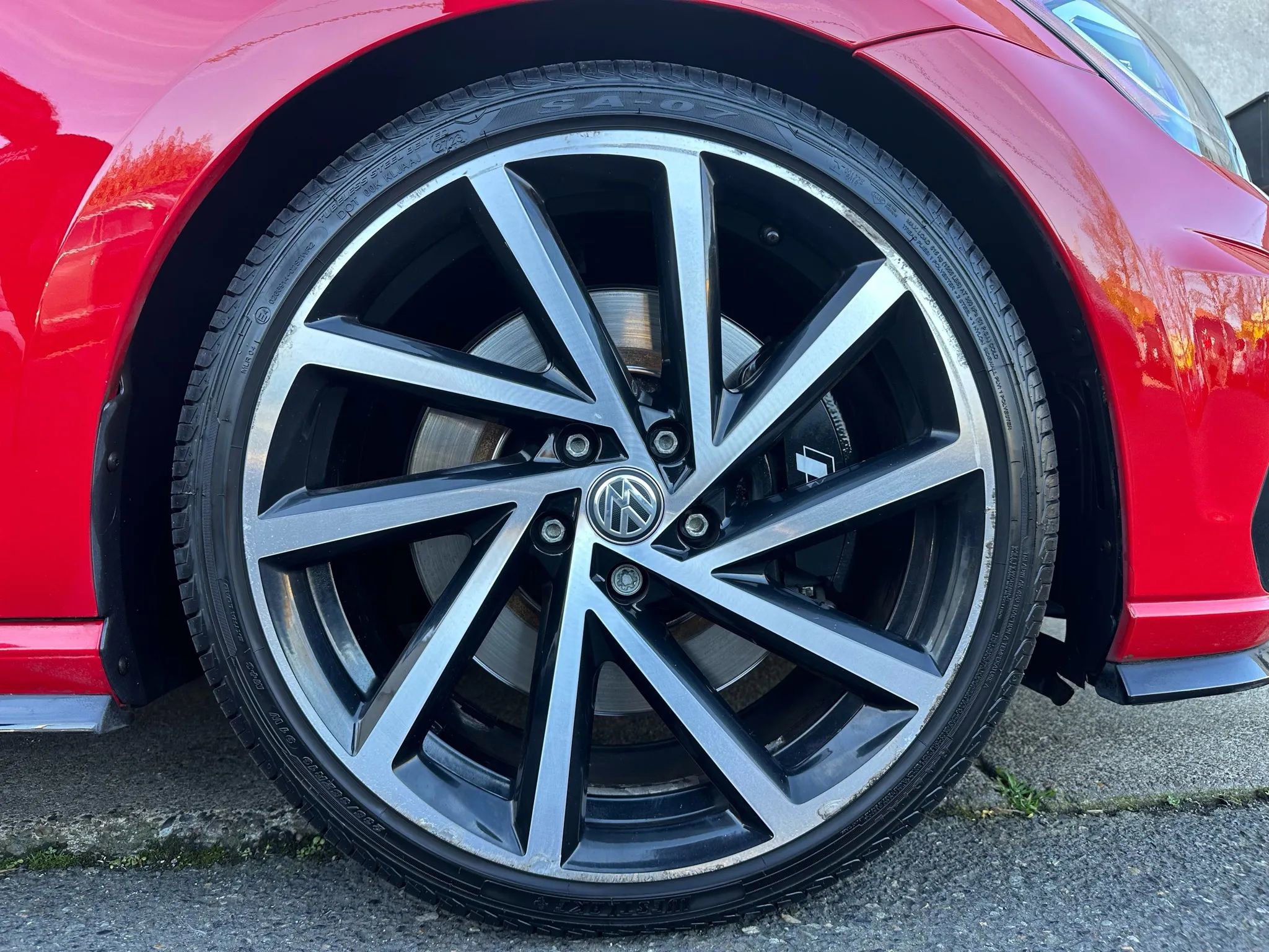 Used 2018 Volkswagen Golf 4-Door image 9