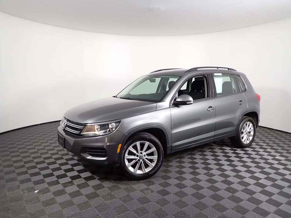 Used 2017 Volkswagen Tiguan Limited w/ Premium Package image 9