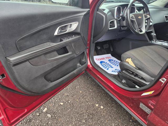 Used 2017 Chevrolet Equinox LT image 9