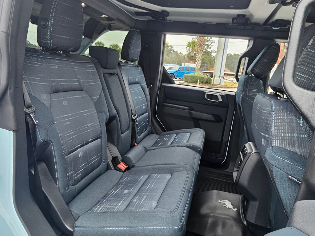 New 2025 Ford Bronco Heritage Edition image 6