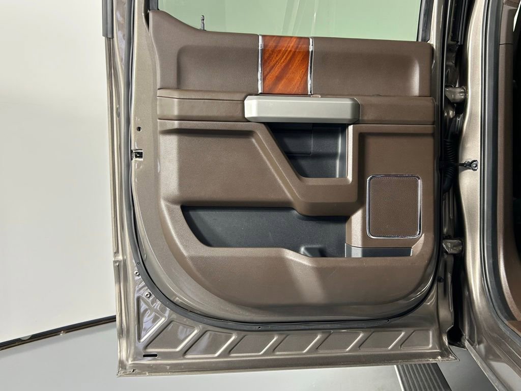 Used 2020 Ford F250 King Ranch w/ King Ranch Ultimate Package AWD/4WD image 14