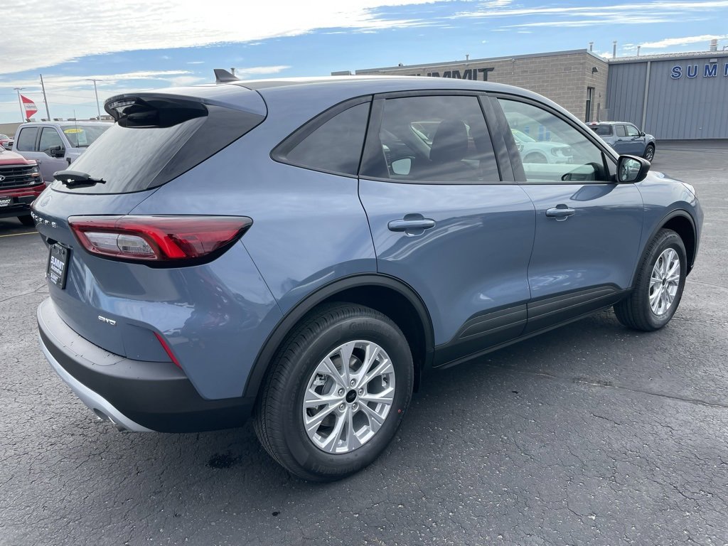 New 2026 Ford Escape Active image 4
