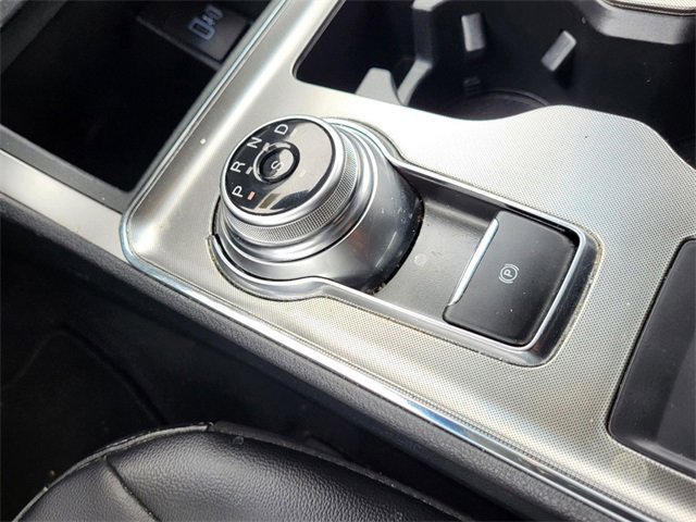 Used 2022 Ford Edge SEL image 11