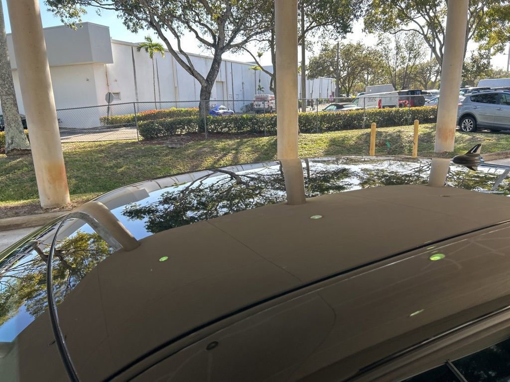 Used 2015 Dodge Challenger SRT Hellcat image 18