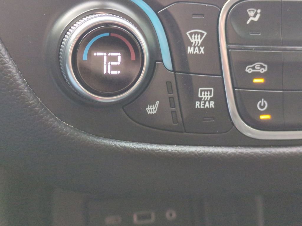 Used 2022 Chevrolet Equinox LT image 23