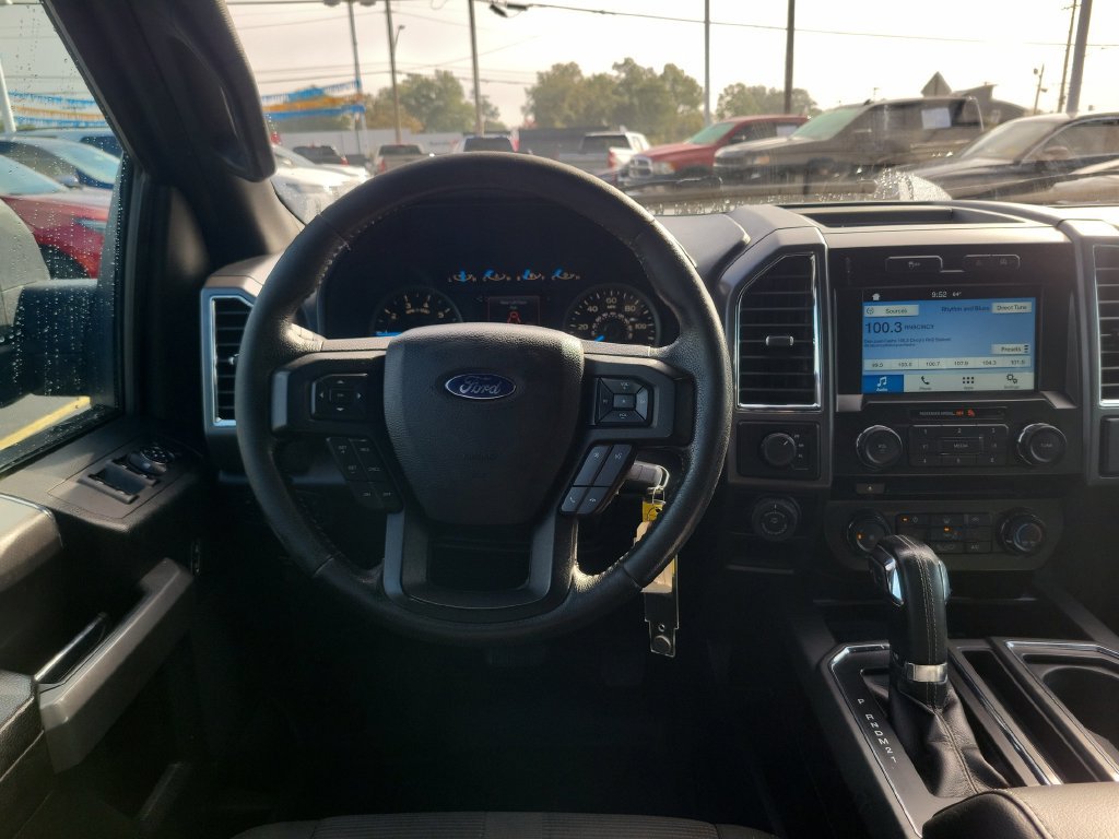 Used 2016 Ford F150 XLT w/ Equipment Group 302A Luxury AWD/4WD image 16