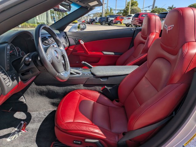 Used 2013 Chevrolet Corvette Convertible w/ 3LT Preferred Equipment Group image 18