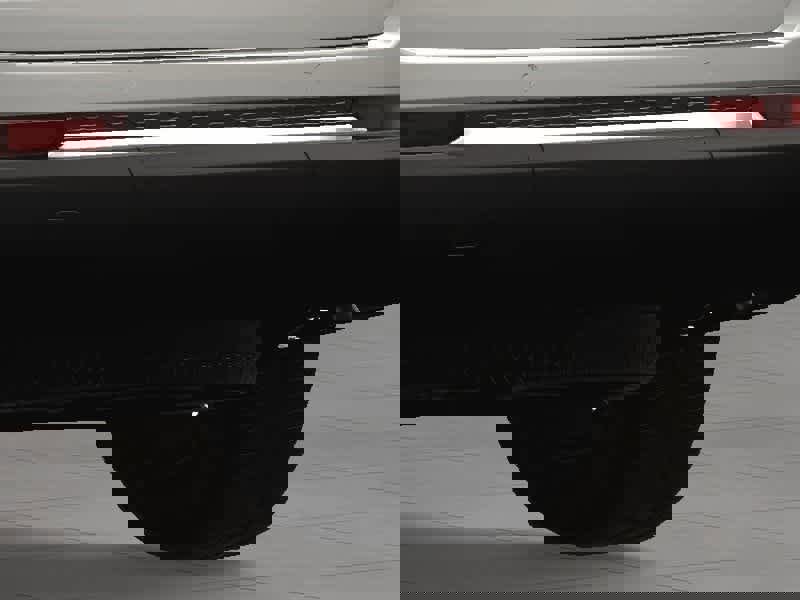 New 2025 Jeep Grand Cherokee L Limited image 16