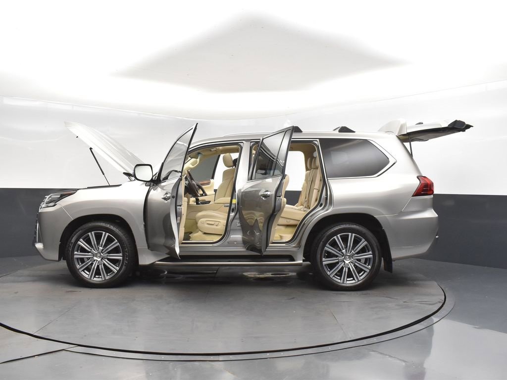 Used 2017 Lexus LX 570 570 image 50