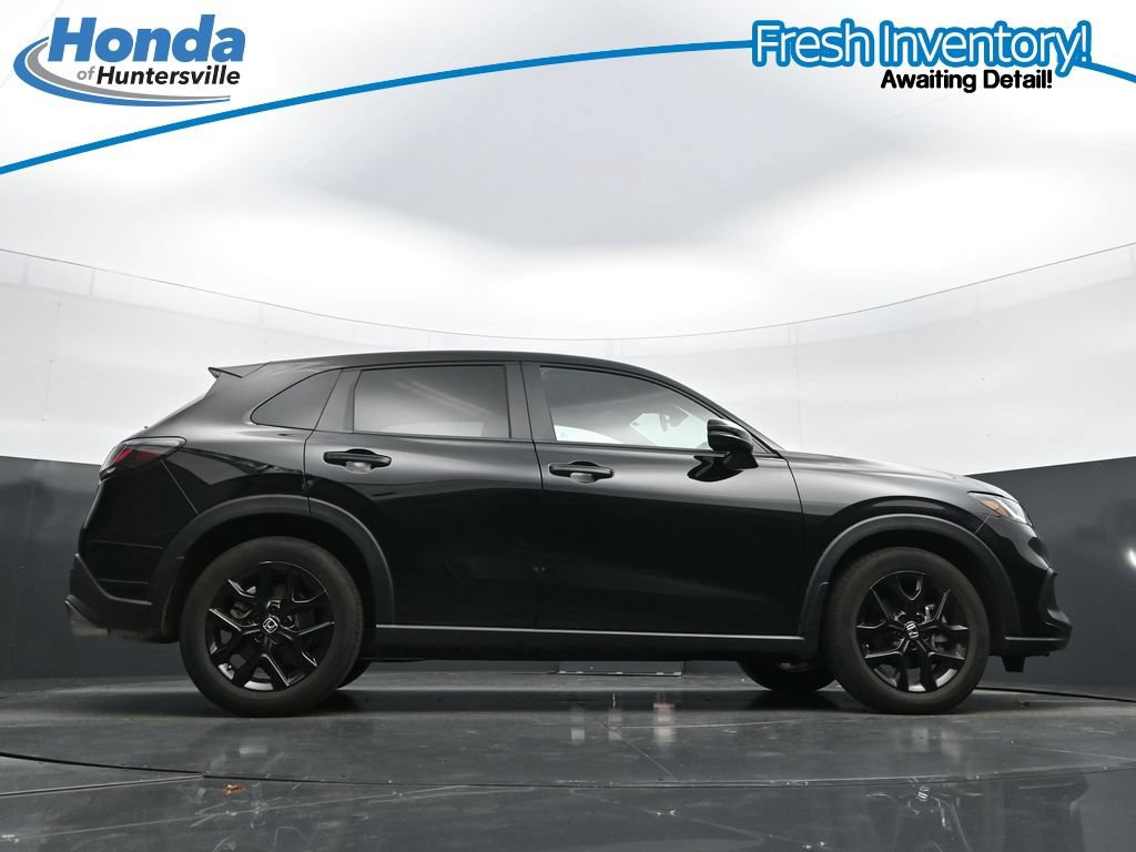 Used 2024 Honda HR-V Sport image 41