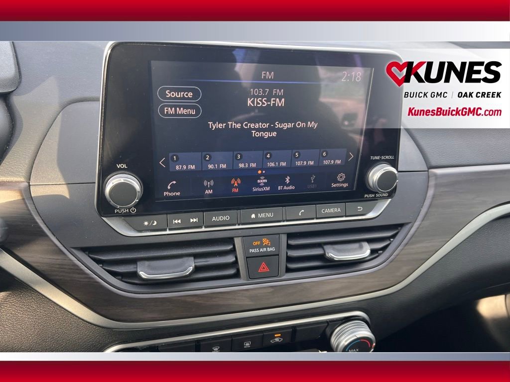 Used 2024 Nissan Altima 2.5 SV image 15