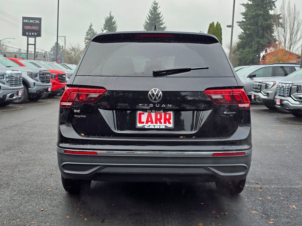 Used 2022 Volkswagen Tiguan SE image 4