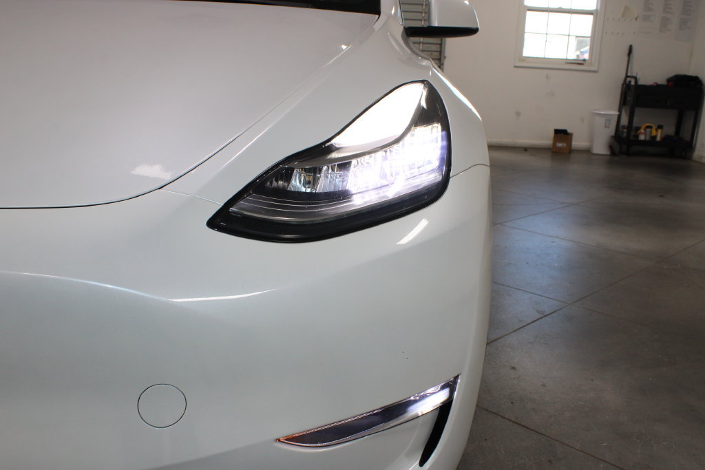 Used 2023 Tesla Model Y Long Range AWD/4WD image 13