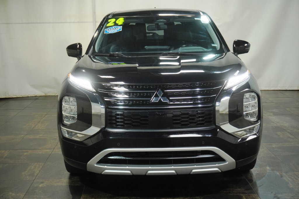 Used 2024 Mitsubishi Outlander SE AWD/4WD image 10