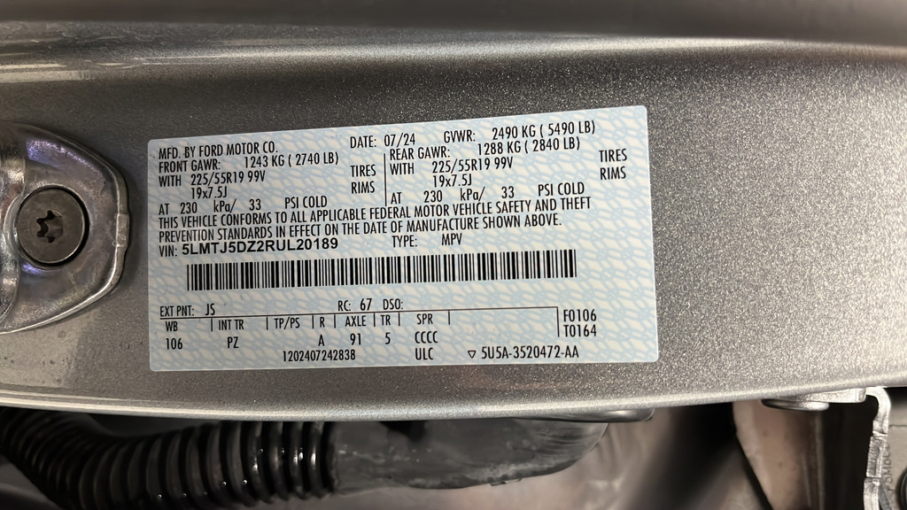 Used 2024 Lincoln Corsair Grand Touring w/ Equipment Group 301A AWD/4WD image 28