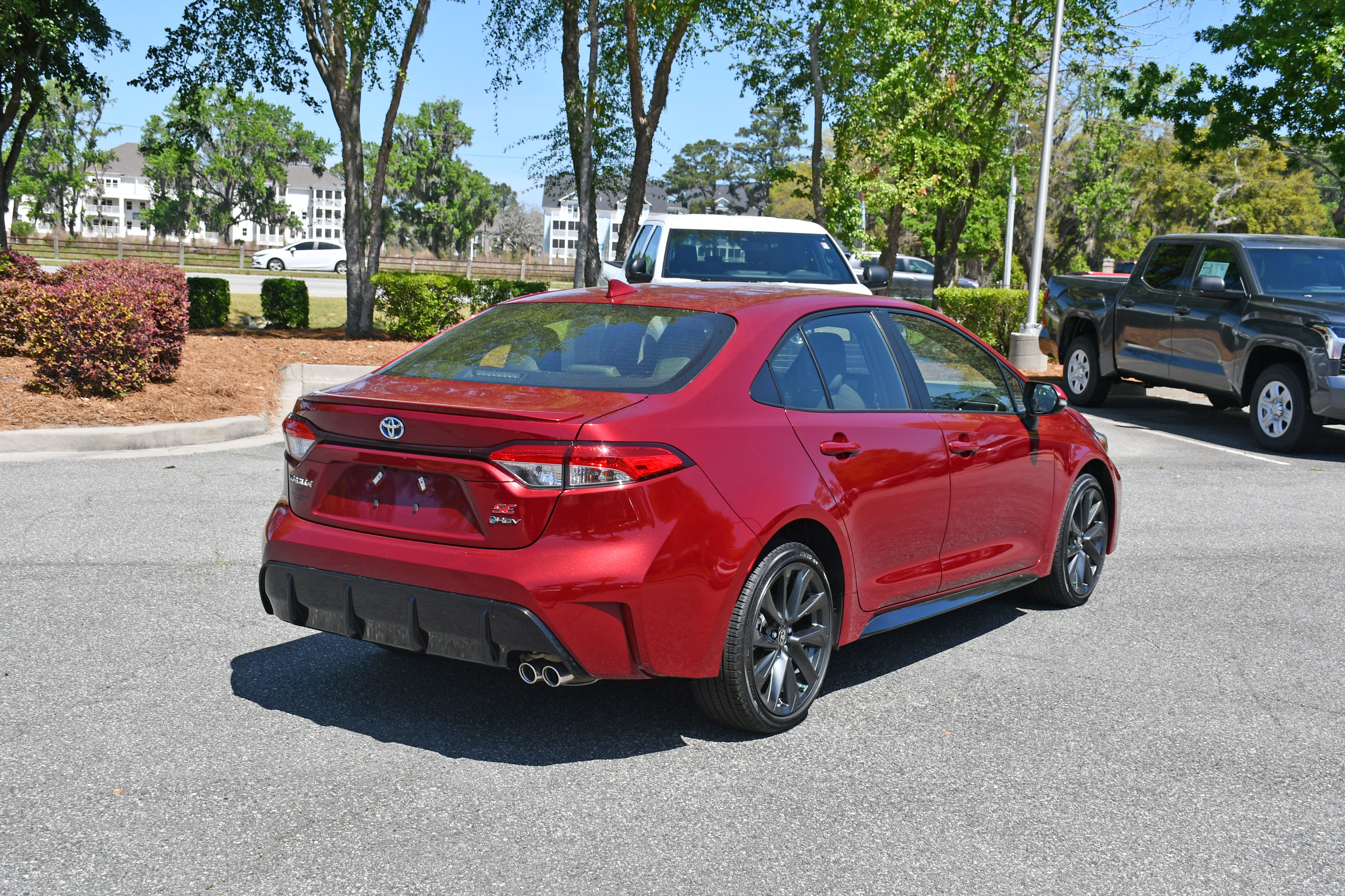 Used 2025 Toyota Corolla SE image 4