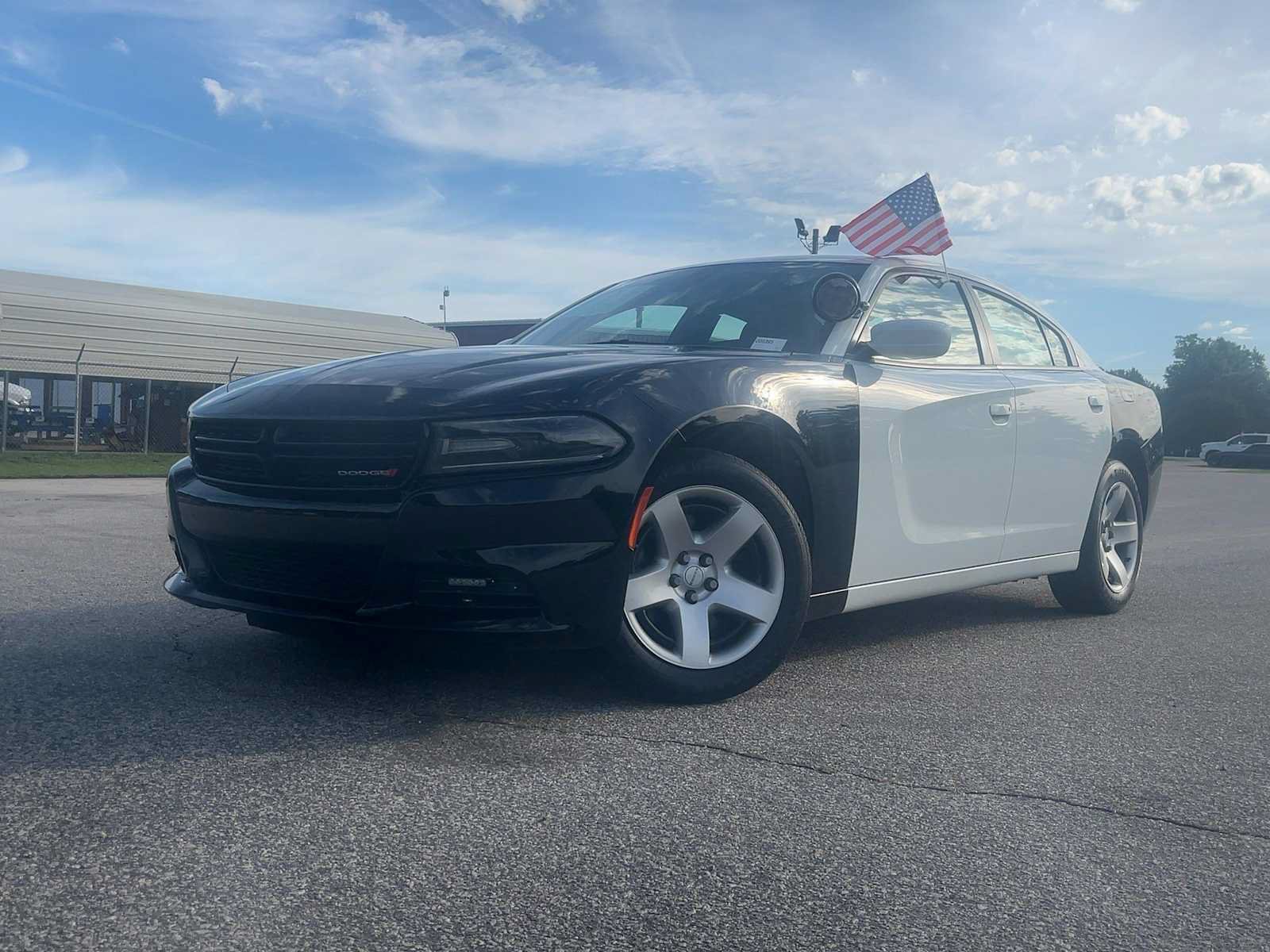 Used 2021 Dodge Charger Police w/ Fleet Safety Group RWD image 2