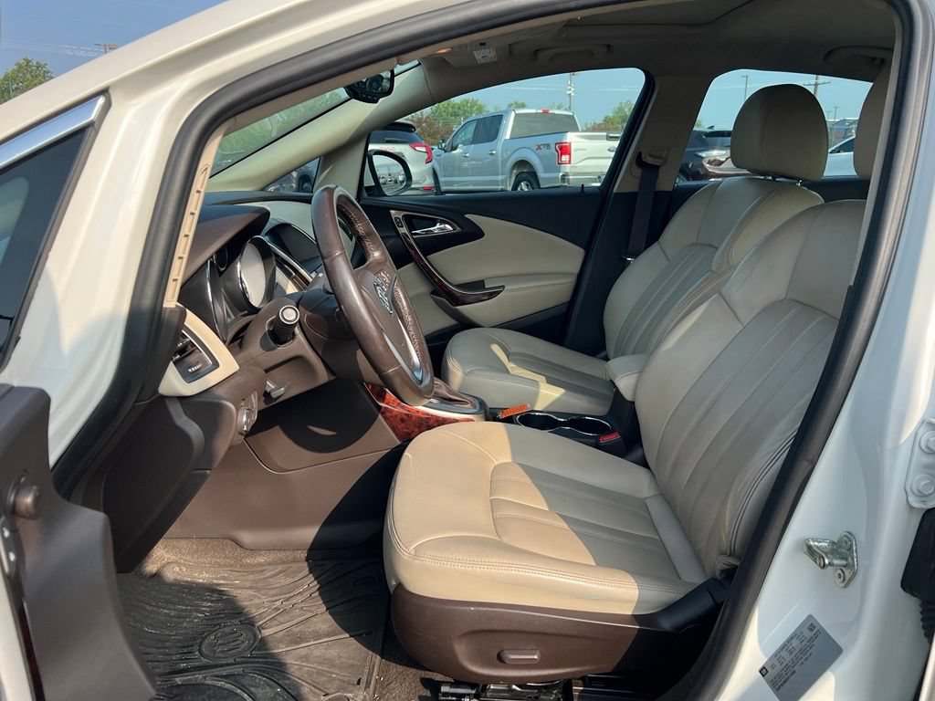 Used 2014 Buick Verano Leather FWD image 8