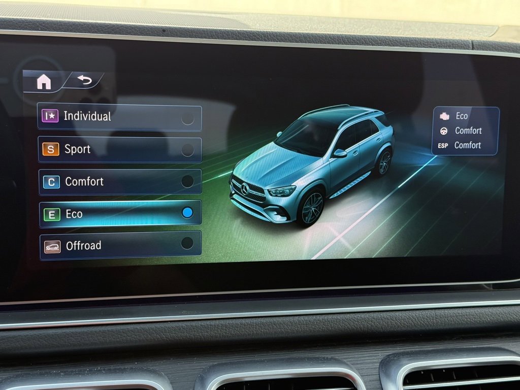 Used 2024 Mercedes-Benz GLE 450 4MATIC image 11