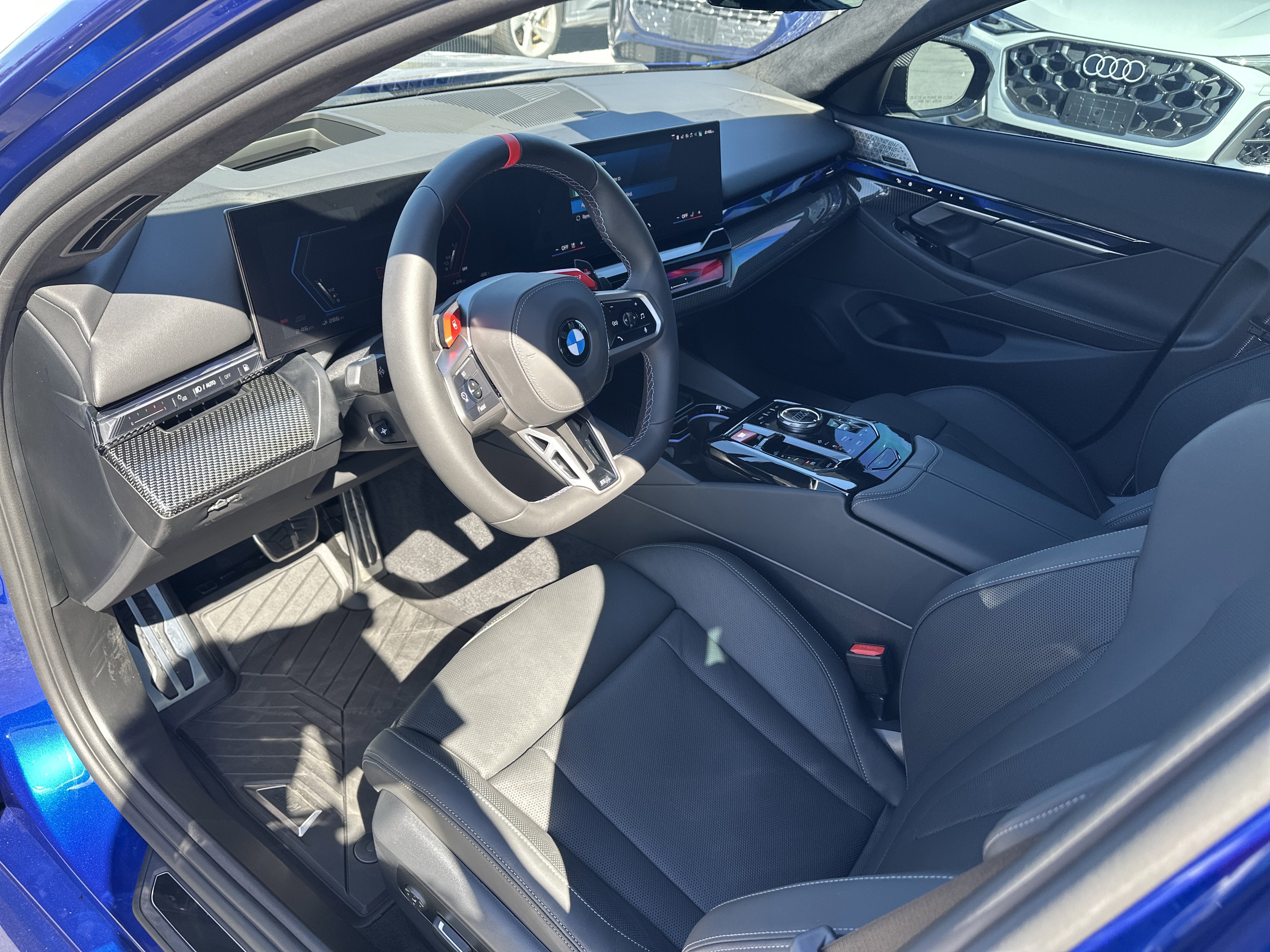 Used 2026 BMW M5 w/ Carbon Package image 11