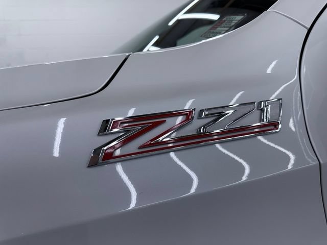 Used 2025 Chevrolet Suburban Z71 AWD/4WD image 9