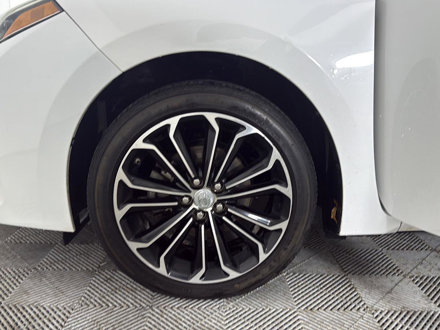 Used 2016 Toyota Corolla S FWD image 6