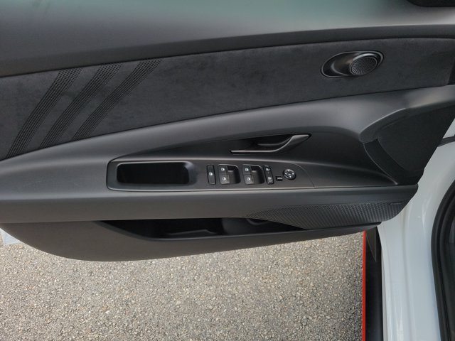 New 2026 Hyundai Elantra N FWD image 15