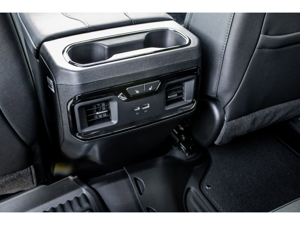 New 2026 GMC Sierra 2500 AT4 w/ AT4 Premium Plus Package image 30
