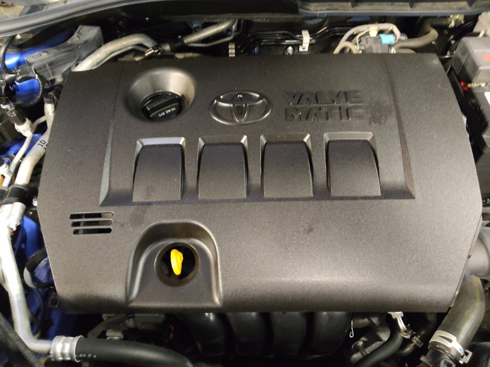 Used 2019 Toyota C-HR LE FWD image 30