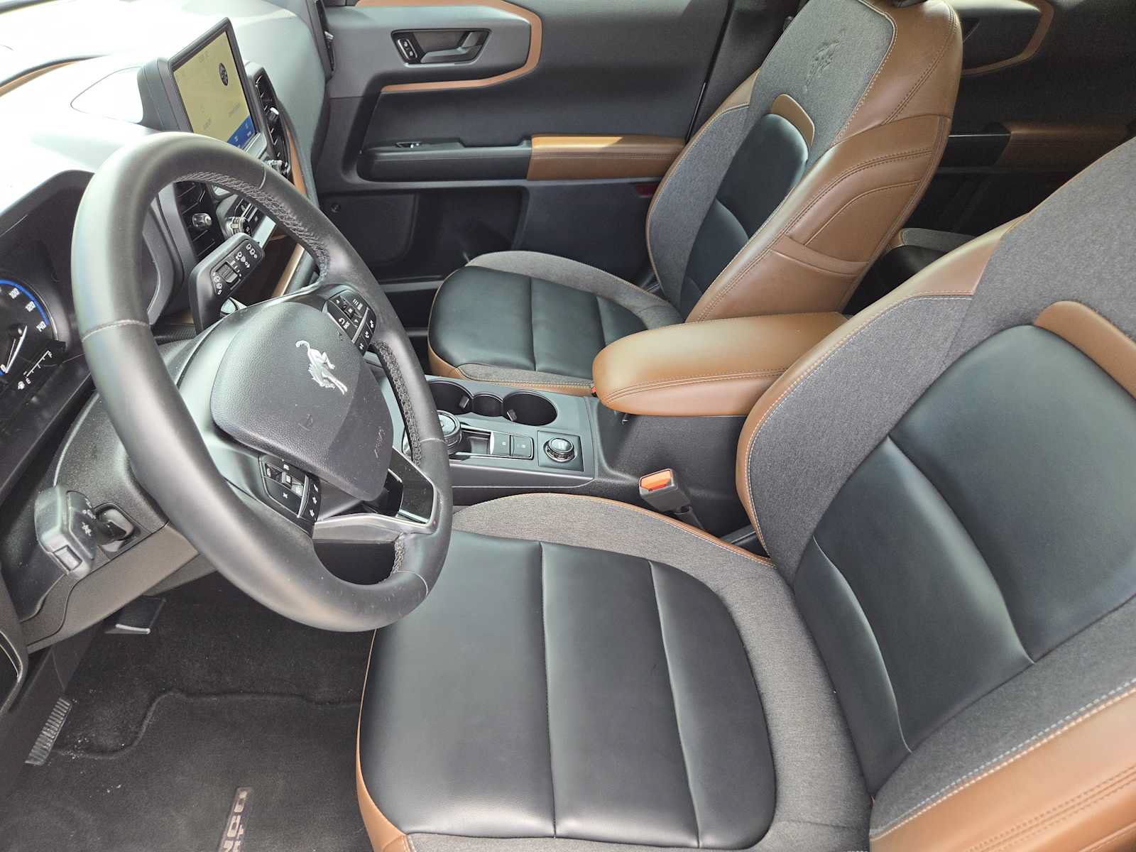Used 2024 Ford Bronco Sport Outer Banks w/ Tech Package AWD/4WD image 14