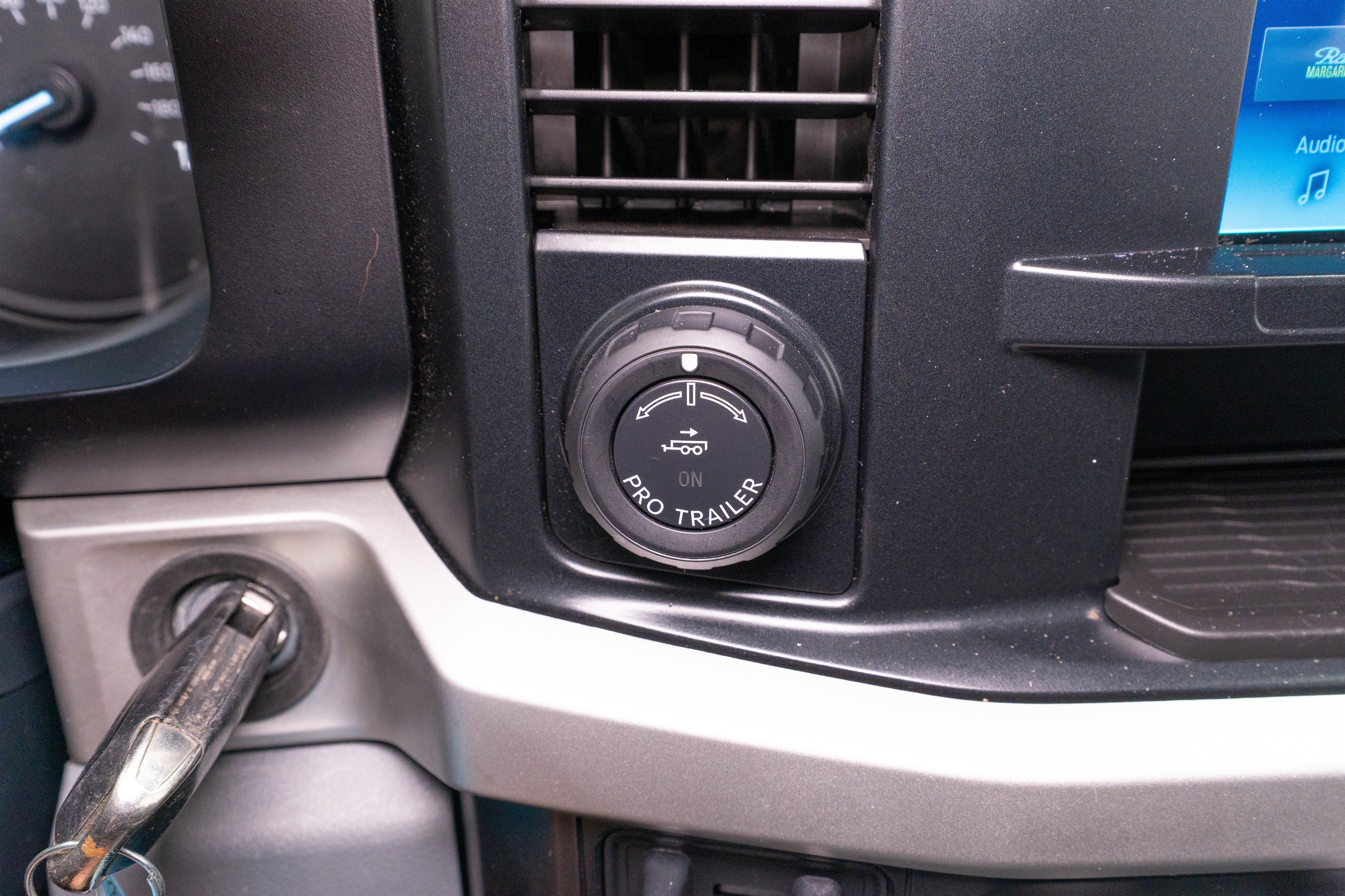Used 2023 Ford F350 XLT w/ 360-Degree Camera Package AWD/4WD image 25