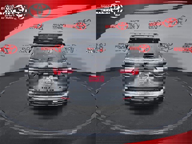 New 2026 Toyota Sequoia Platinum image 7