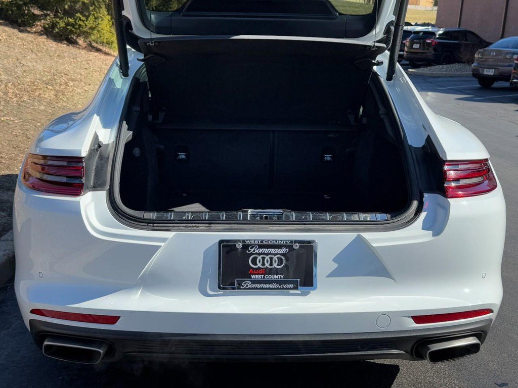 Used 2019 Porsche Panamera 4 image 9