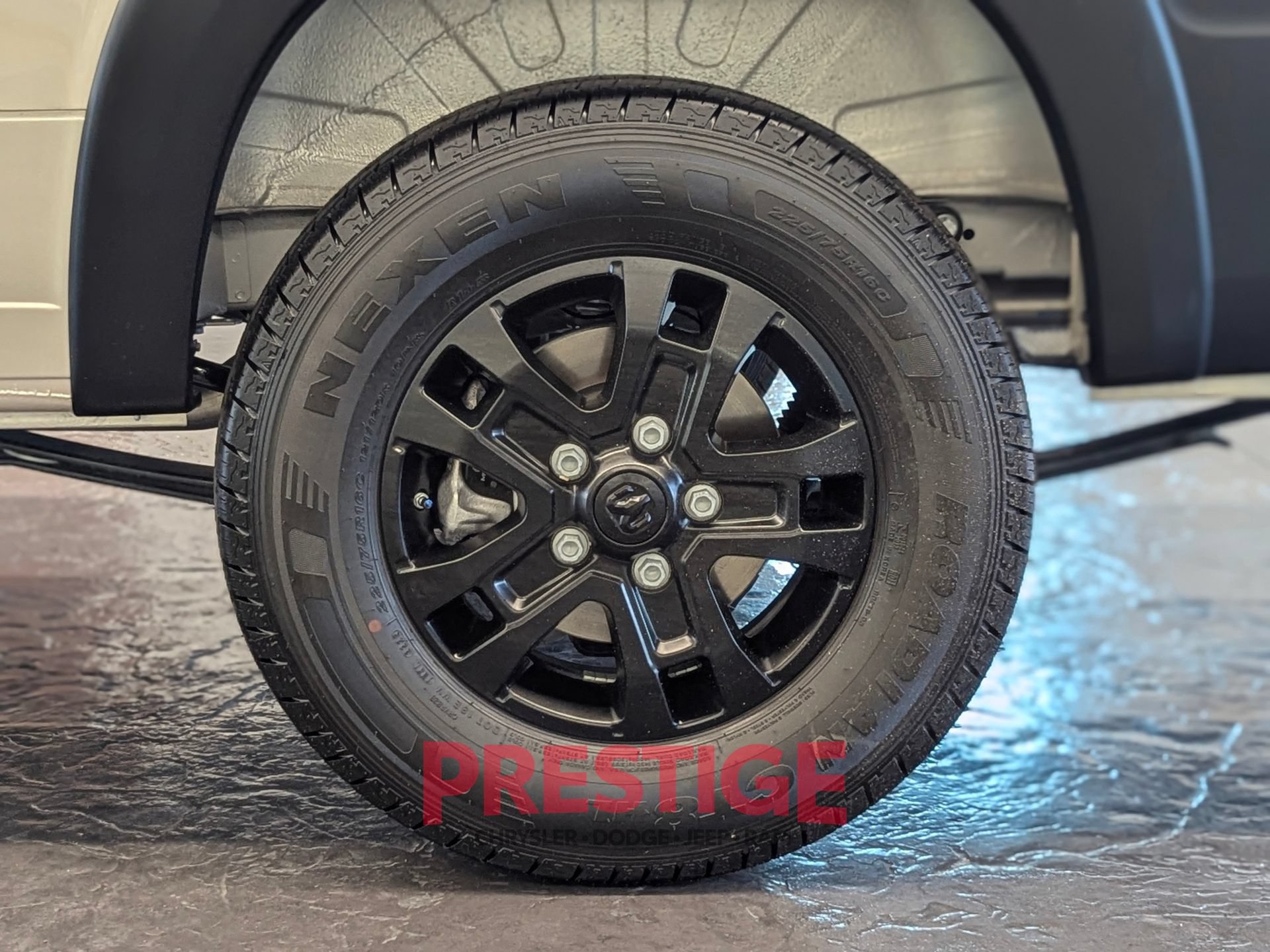 Used 2026 RAM ProMaster 3500 w/ Quick Order Package 22G SLT FWD image 18