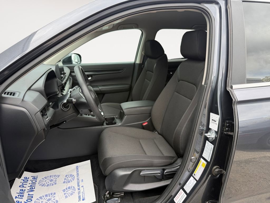 Used 2025 Honda CR-V LX image 9