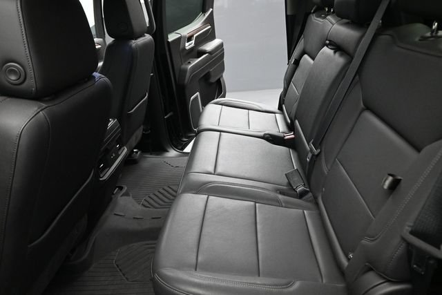 Used 2022 Chevrolet Silverado 1500 LT Trail Boss w/ LT Trail Boss Premium Package AWD/4WD image 17
