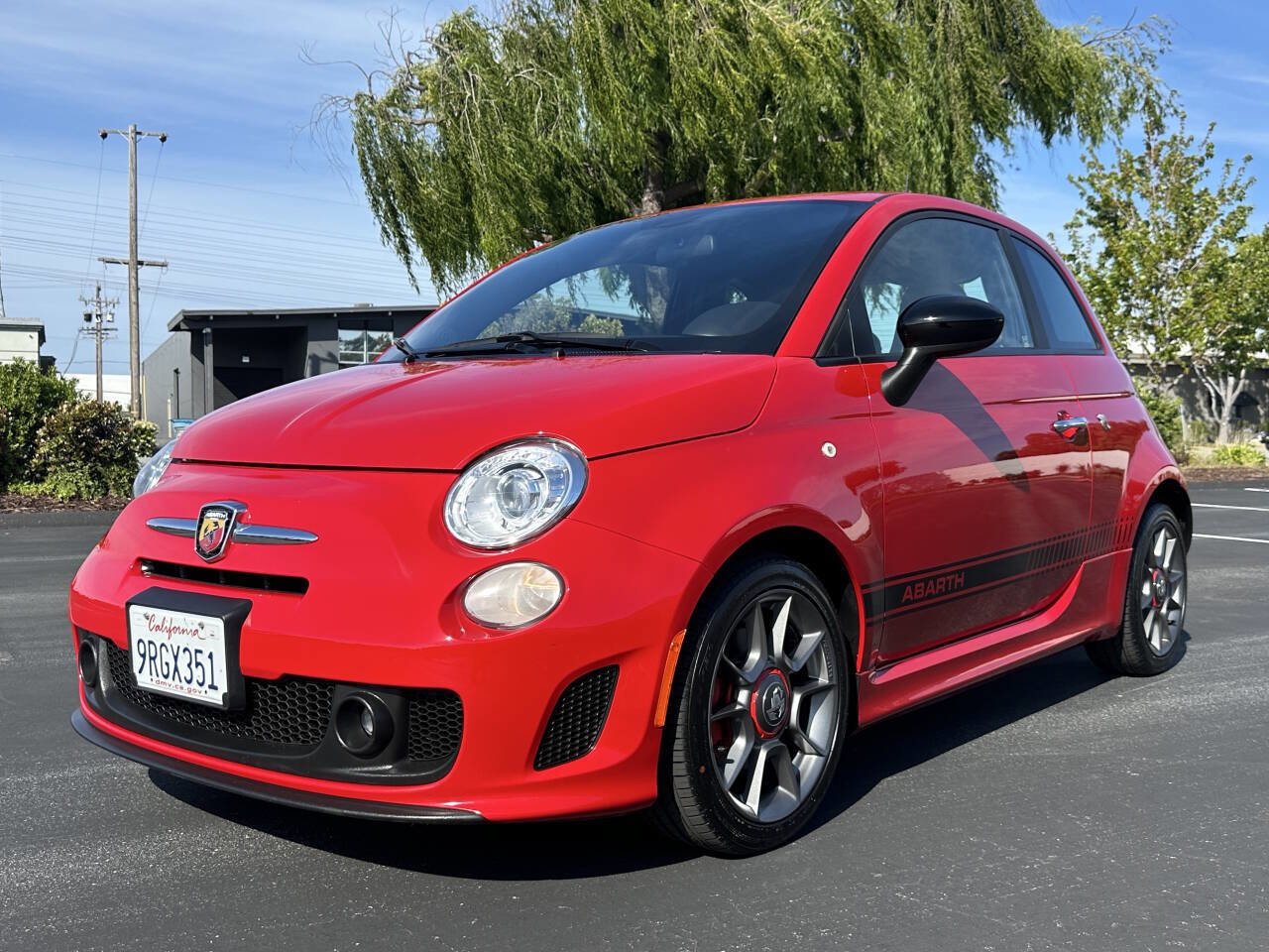 Used 2015 FIAT 500 Abarth w/ Mopar Scorpion Package FWD image 7