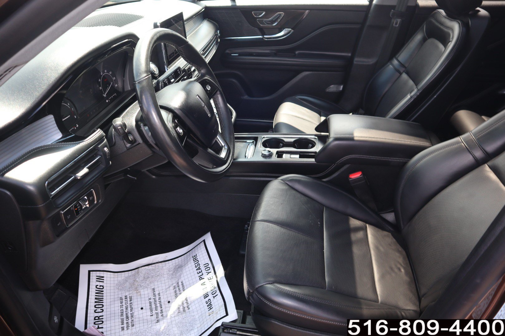 Used 2022 Lincoln Corsair AWD w/ Premium Package image 13